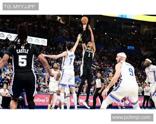 2012年季后赛雷霆与马刺的激烈对决回顾与分析